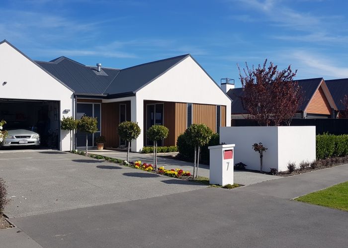 Free property data for 7 Waterstock Way, Parklands, Christchurch