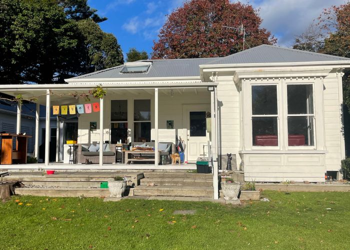  at 235 Main Road North, Otaihanga, Paraparaumu