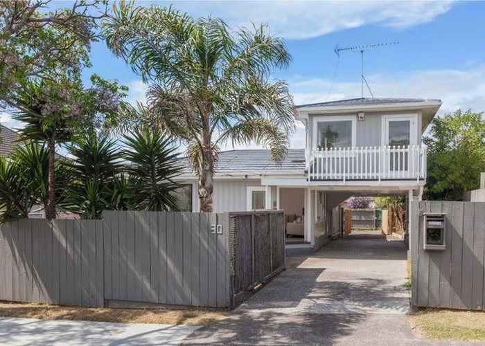  at 1/30 Eastern Beach Road, Eastern Beach, Auckland