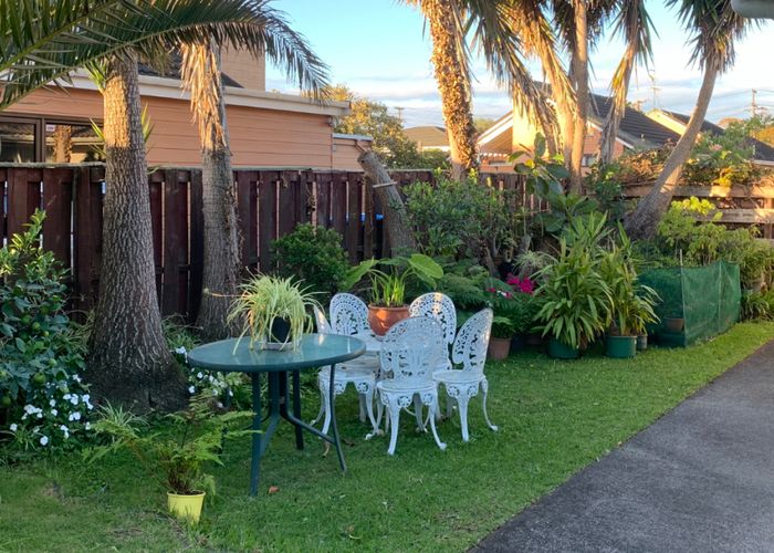  at 4/4 Stanhope Road, Mount Wellington, Auckland