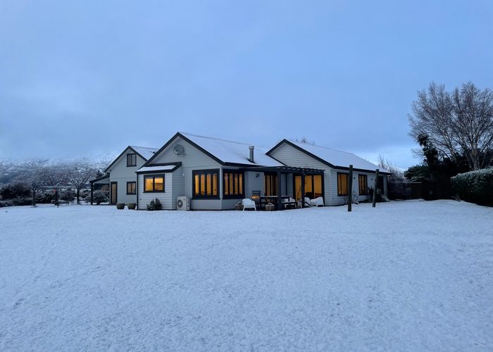  at 3 Ironview Lane, Wānaka