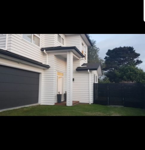  at 4A Seaview Road, Glenfield, Auckland