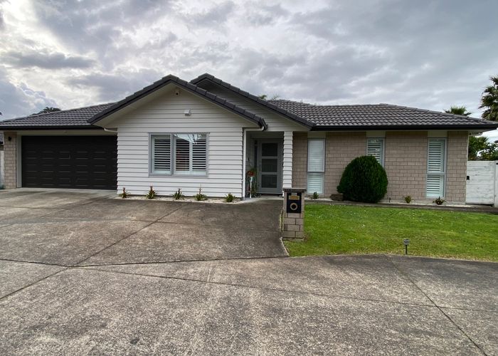  at 56H South Kensington Way, Henderson, Auckland