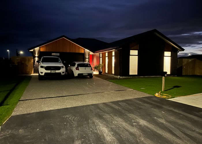  at 14 Wakeman Drive, Lincoln