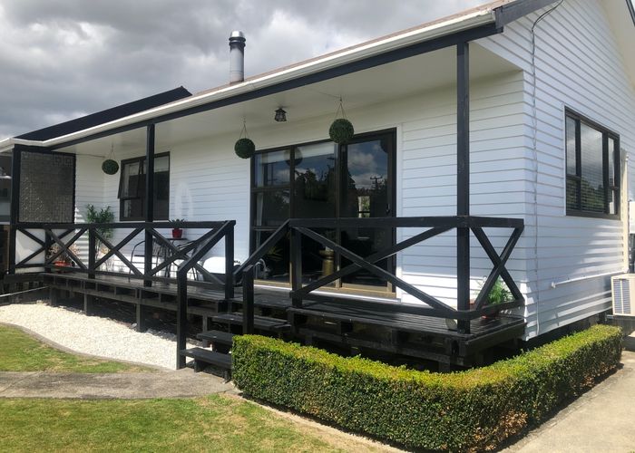  at 2/8 Murray Street, Wallaceville, Upper Hutt