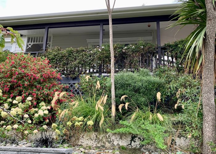  at 77 Marion Street, Macandrew Bay, Dunedin