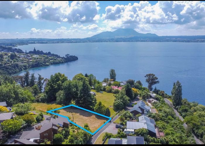  at 14 Ewing Grove, Acacia Bay, Taupo