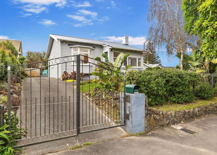  at 64 St Georges Road, Avondale, Auckland