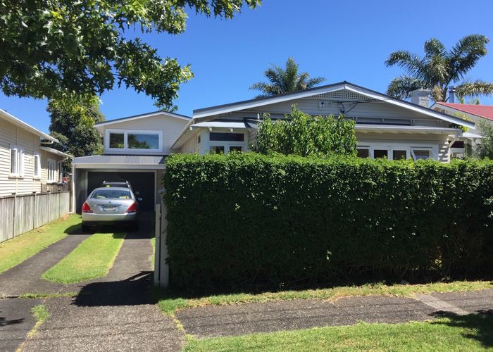  at 6 Fergusson Avenue, Sandringham, Auckland