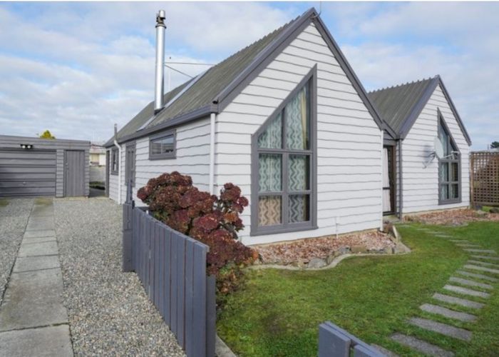  at 15 Lauder Crescent, Heidelberg, Invercargill