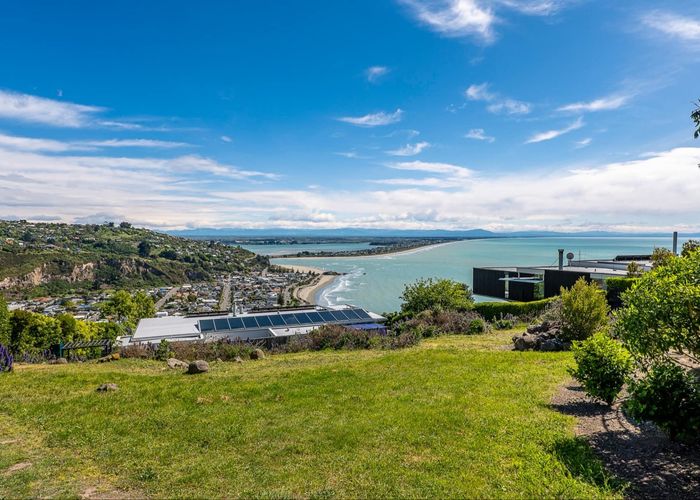  at 8 Westridge, Scarborough, Christchurch
