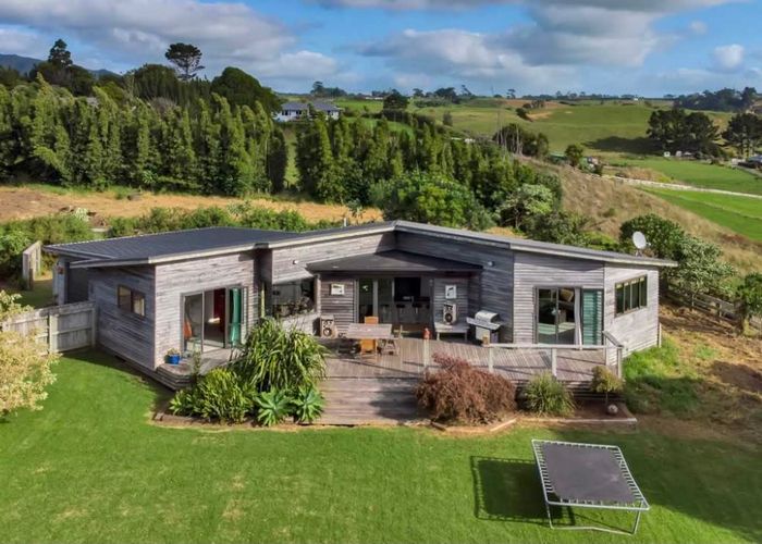  at 271 Lwr Weld Road, TATARAIMAKA, NEW PLYMOUTH