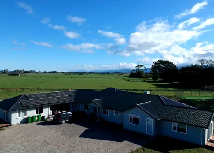  at 73 Chester Road, Clareville, Carterton