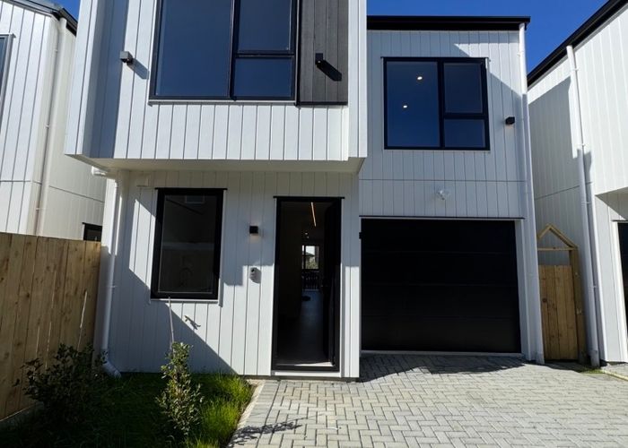  at 205B Fisher Parade, Farm Cove, Auckland