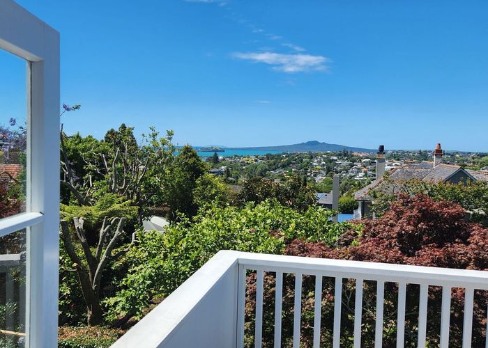  at 9 Westbury Crescent, Remuera, Auckland