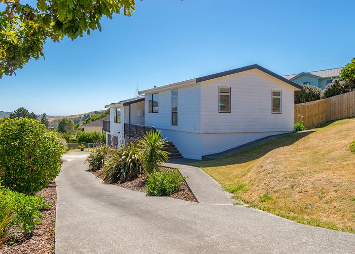  at 39 Rose Street, Ranui, Porirua