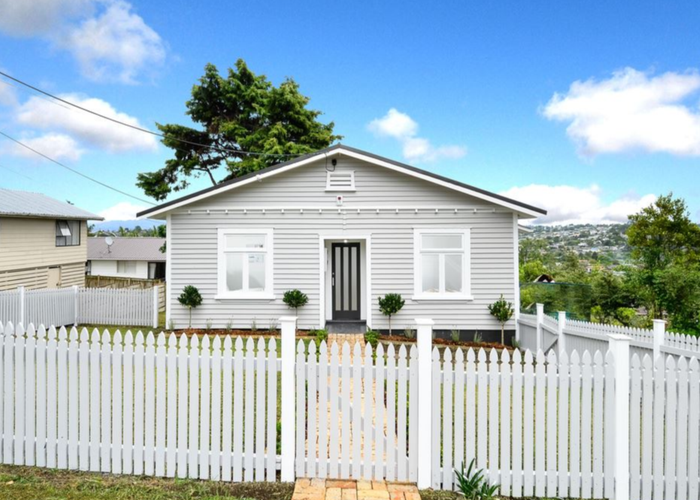  at 1/185 Royal Road, Massey, Auckland