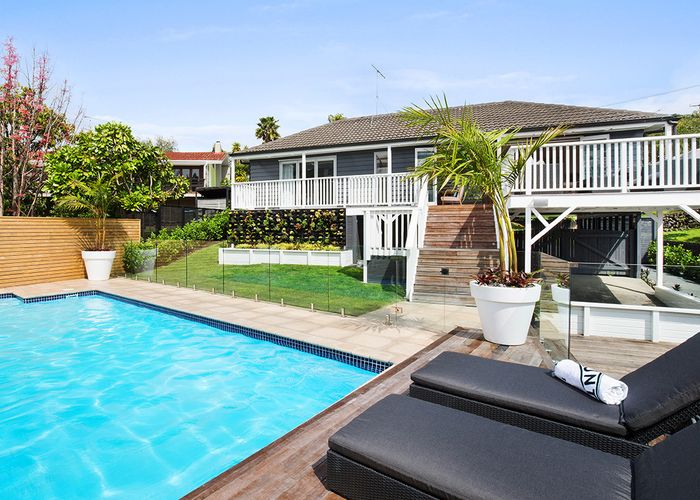  at 52 Fife Street, Westmere, Auckland