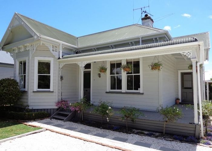  at 43 Te Aroha Street, Hamilton East, Hamilton