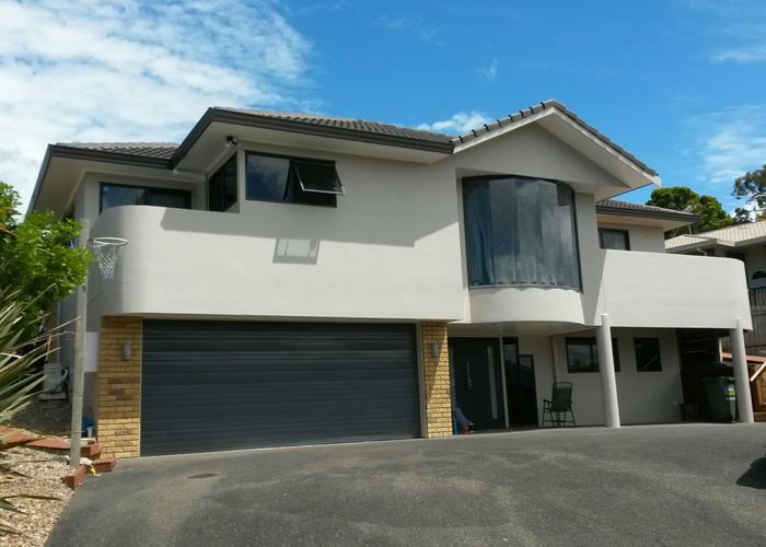  at 19 Kerlin Crescent, West Harbour, Auckland