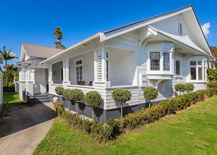 Free property data for 71 Shelly Beach Road, Saint Marys Bay, Auckland