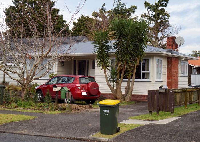  at 20 Yeovil Road, Te Atatu Peninsula, Auckland