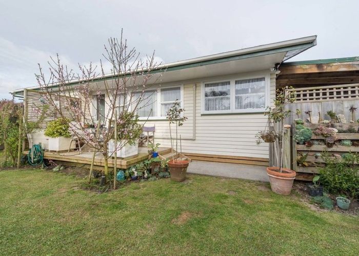  at 2/55B Springs Road, Parakai, Helensville