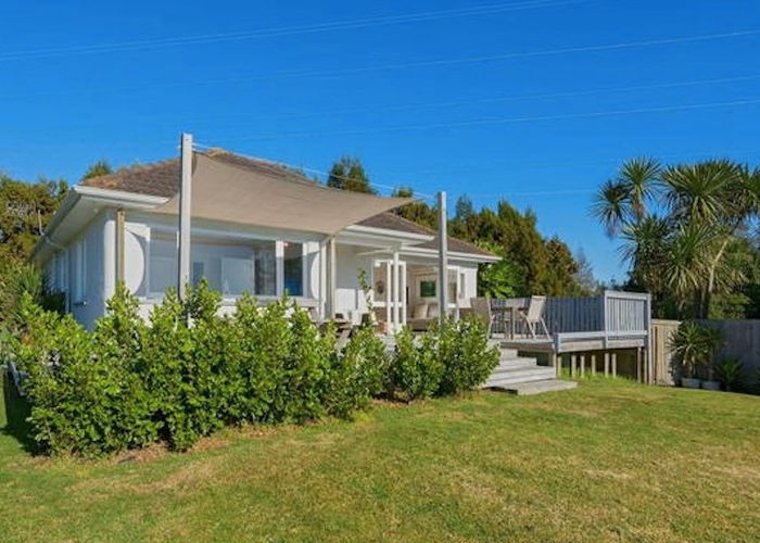  at 2 WADE PL, Welcome Bay, Tauranga