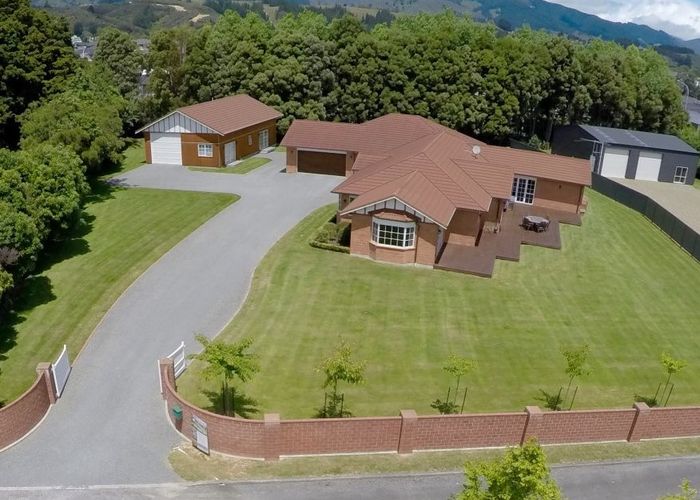  at 363 Main Road North, Brown Owl, Upper Hutt