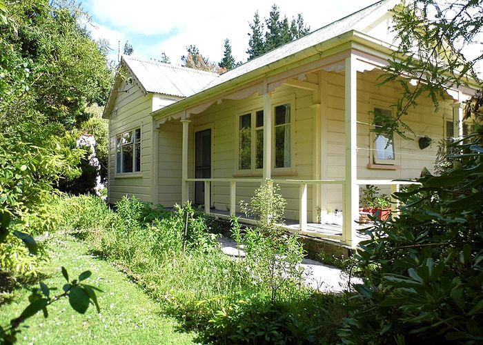  at 216 West Road, Mauriceville