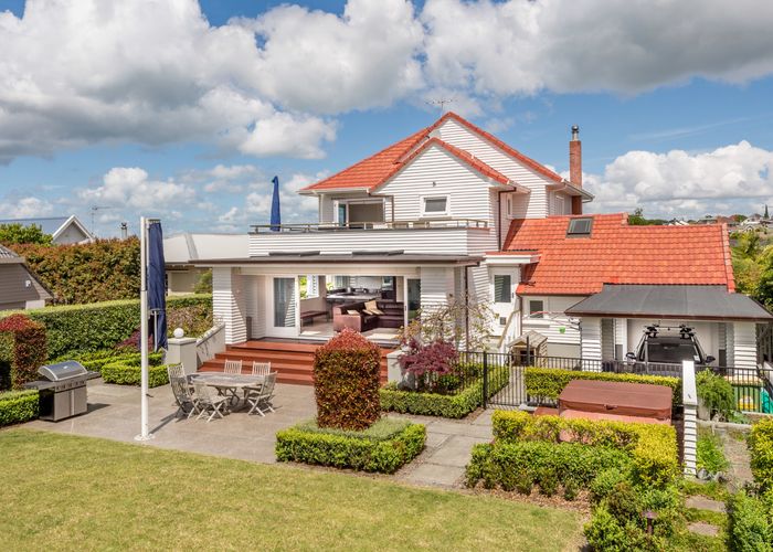  at 14 Park Avenue, Takapuna, Auckland