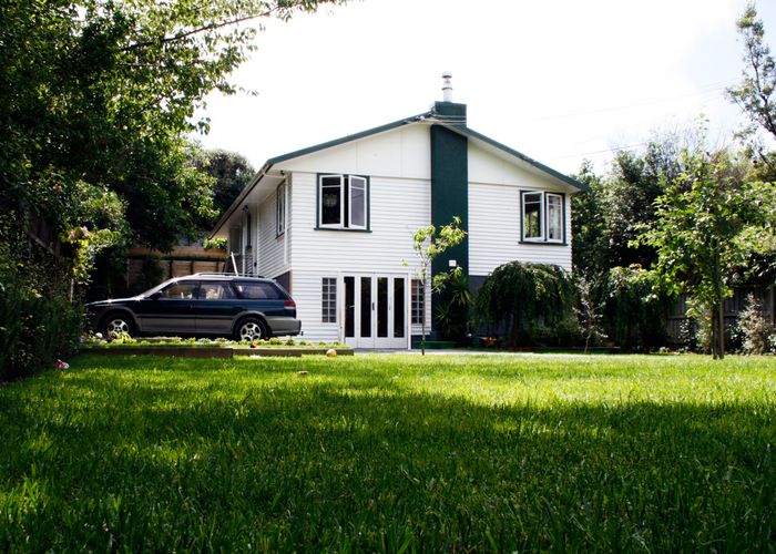  at 77 Glen Road, Raumati South, Paraparaumu