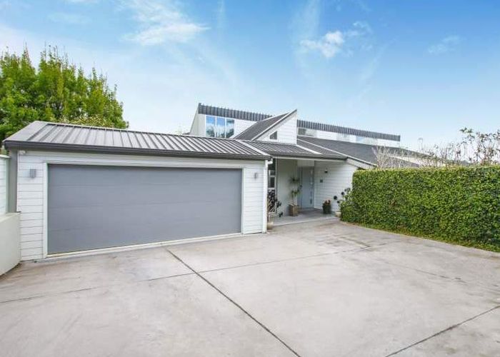 at 14B Sunnyhill Crescent, Sunnyhills, Auckland