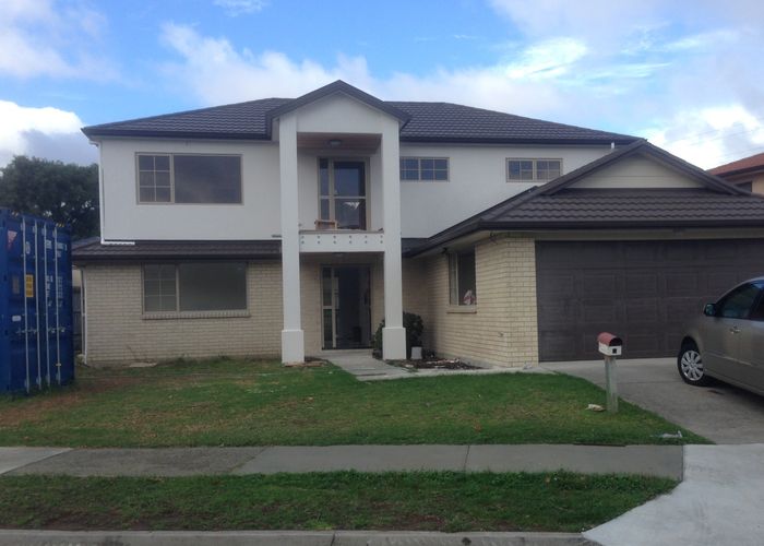  at 4 Mediterranean Way, Goodwood Heights, Auckland