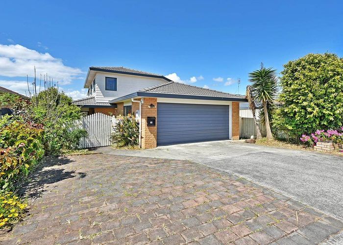  at 16 Lolim Place, Favona, Auckland