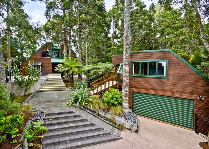  at 9A Brownie Road, Laingholm, Auckland