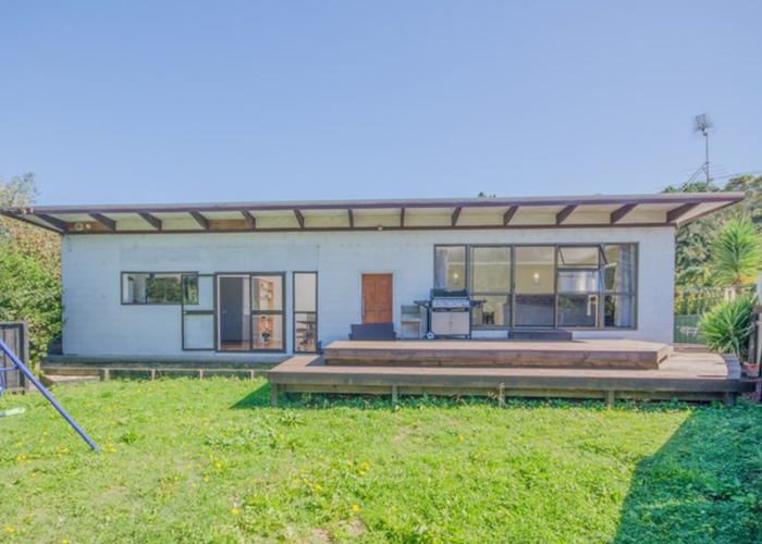  at 899 Swanson Road, Swanson, Auckland