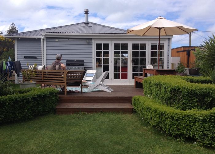  at 90 Nayland Street, Sumner, Christchurch