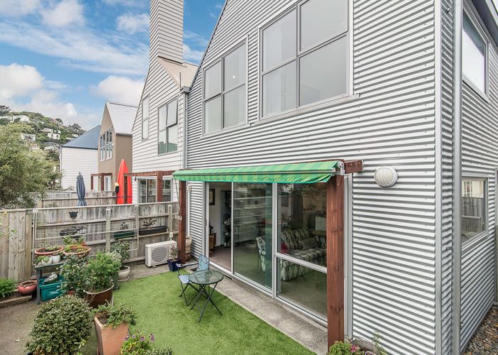 at 4/17 Argentine Ave, Miramar, Wellington