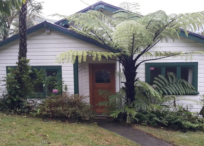  at 10 Makererua Street, Ngaio, Wellington