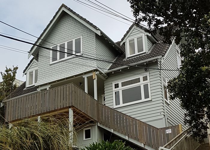  at 4 Rakau Road, Hataitai, Wellington