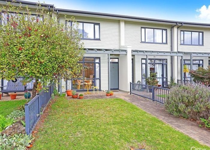  at 88/2 Armoy Drive, East Tamaki, Auckland