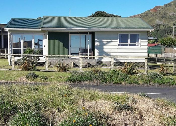  at 1 Point Road, Mōkau