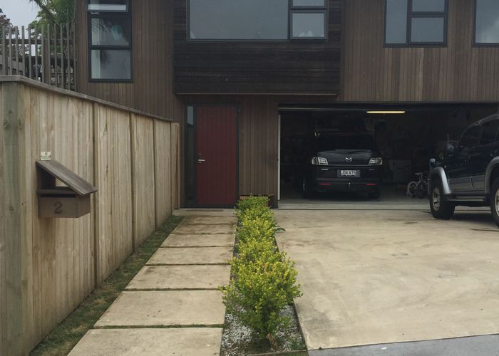 Free property data for 2 Pluto Place, Beach Haven, North Shore City