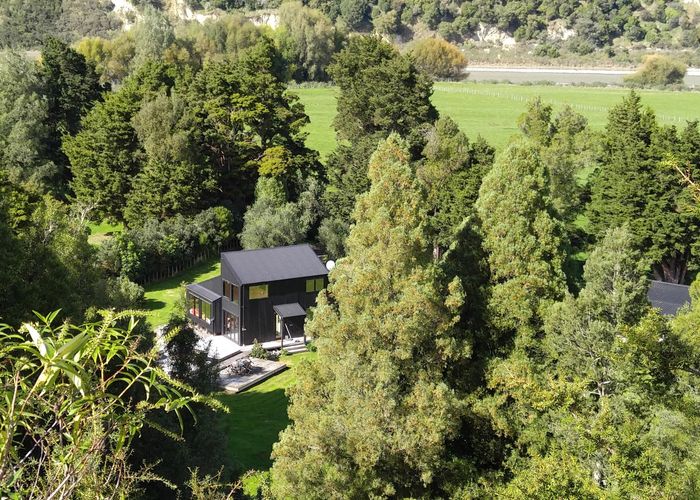  at 236 Rowes Road, Hunterville