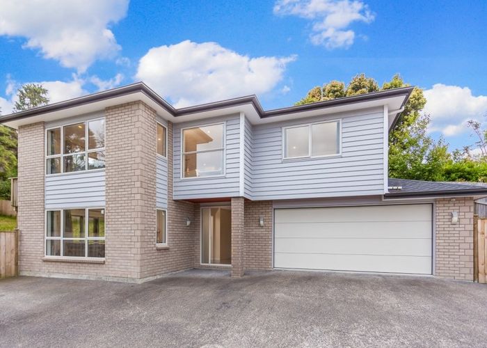  at 110 San Marino Drive West, Henderson, Auckland