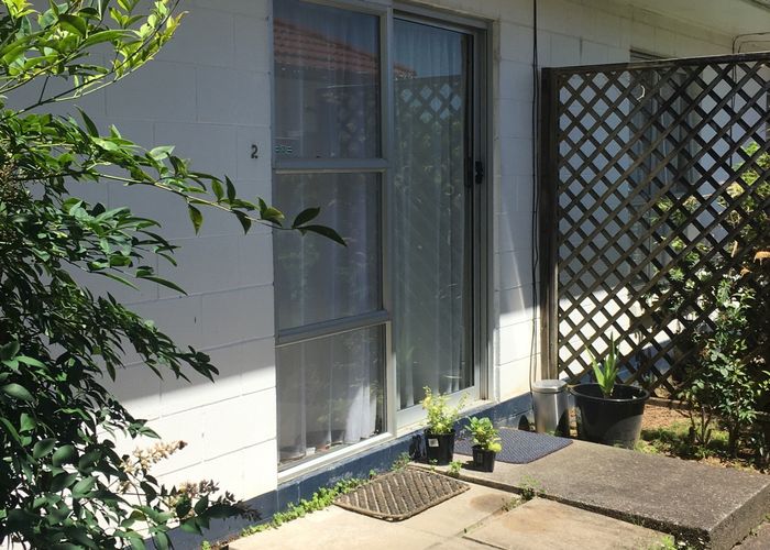  at 2/131 Melrose Road, Mount Roskill, Auckland