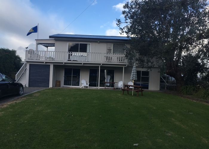  at 37 Pinedale Crescent, Riversdale Beach, Masterton