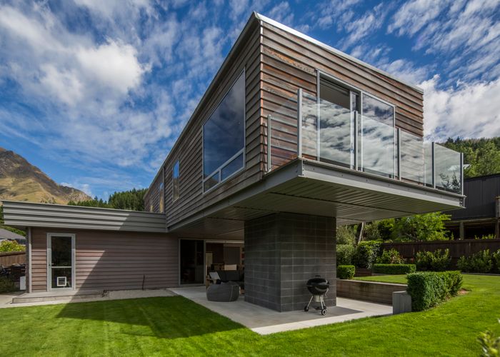  at 10 Harrys Close, Arthurs Point, Queenstown