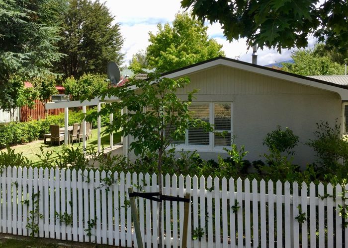  at 18 Beaumont Street, Wanaka